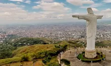 El monumento Cristo Rey, en el cerro Los Cristales, es uno de los sitios más emblemáticos de Cali y lugar de visita obligado para los visitantes en el marco de la COP16.
