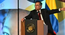 Vicky Dávila le restregó en la cara a Gustavo Petro la noticia de que la Casa Blanca habría financiado la compra del software Pegasus en Colombia.