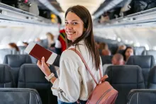 Importante aerolínea explica qué hacer en caso de retrasos o cancelaciones durante la temporada alta