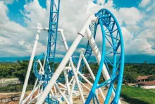 Montaña rusa nueva, Avix, en Parque del Café: velocidad, cuánto cuesta, estatura mínima para entrar y más. Los pies en el aire y sensación de volar. 