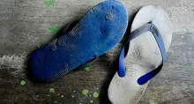 Pasos para eliminar manchas negras de las sandalias | Es posible lavar las chanclas en la lavadora | Por qué es bueno usar sandalias
