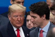 El presidente estadounidense Donald Trump y el primer ministro canadiense Justin Trudeau.