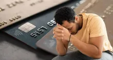 Deudores con tarjetas de crédito tendrían problemas con salario de no pagar pronto. | ¿Qué pasa si no pago la deuda de la tarjeta de crédito?