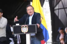 La mujer ha compartido varios mensajes que critican al primer mandatario.