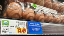 El precio promedio de una docena de huevos alcanzó los 8,47 dólares en algunas zonas del país.