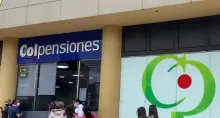 Germán Vargas Lleras respondió a acusaciones de Petro sobre la venta de Isagen y anunció nuevas demandas contra el presidente.