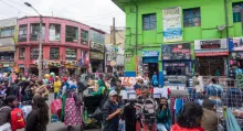 San victorino está llevando a cabo jornadas de descuentos y promociones como parte de la estrategia para combatir la caída en ventas por Temu y Shein.