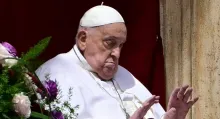 Último video del papa Francisco con la bendición de la Urbi et Orbi y con el vicepresidente de Estados Unidos, en la Plaza de San Pedro.