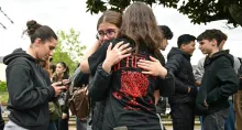 En la región de Nantes (Francia), un adolescente atacó a varios de sus colegas mientras estaban estudiando. Varios de ellos resultaron heridos y uno murió.