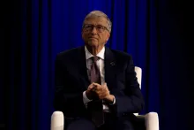 Bill Gates cuestionó a Elon Musk por recortes a planes sociales