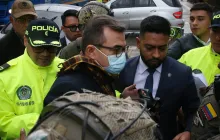 Olmedo López  exdirector de la UNGRD llega  a la Sala de Instrucción de la Corte Suprema de Justicia luego que ordenara su conducción para que declare en la indagación preliminar que se adelanta contra el congresista Wadith Manzur.