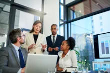 Los ejecutivos deben fortalecer habilidades específicas para los entornos cambiantes de hoy: agilidad de aprendizaje e inteligencia emocional son algunas de ellas.