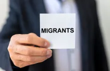 Los inmigrantes que se inscriban para una salida voluntaria podrían calificar para recibir asistencia del Gobierno.