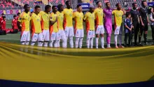 Selección Colombia Sub-20 entonando el himno en el Estadio Fiscal de Talca