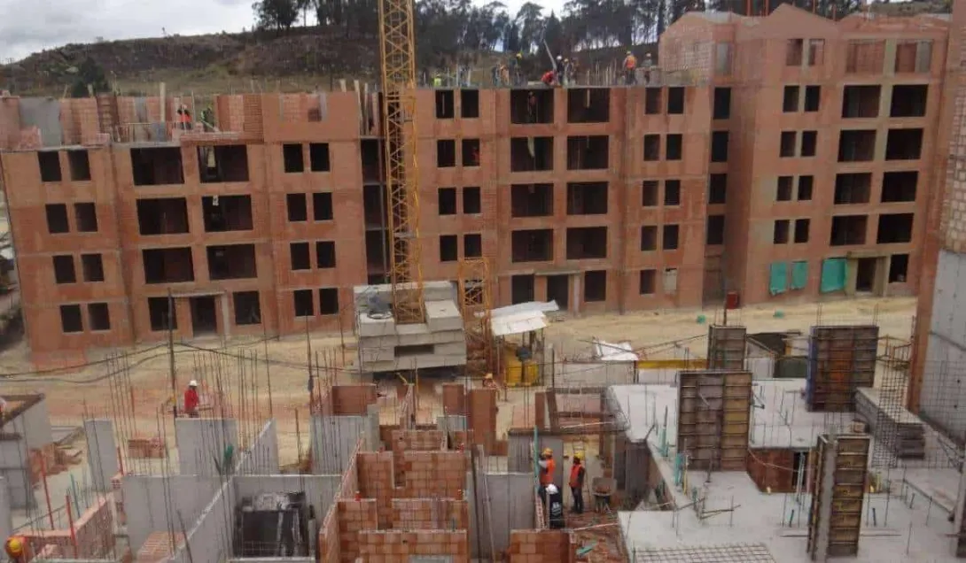 Fedesarrollo confirmó que el negocio de vivienda nueva en Colombia volvió a caer para el mes de septiembre: 3 ciudades grandes se lamentaron y sufren.
