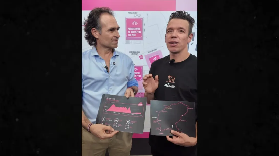 Rigoberto Urán junto al Alcalde de Medellín, Federico Gutiérrez, explicando el recorrido de su Giro de Rigo.