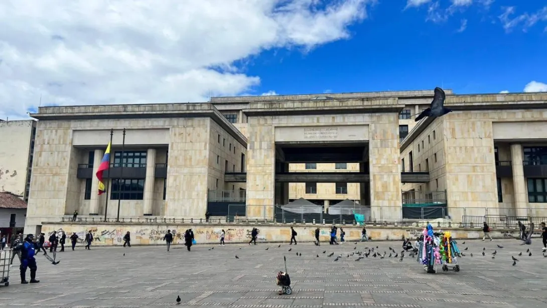 El centro de memoria estará ubicado en la biblioteca Enrique Low Murtra, en la sede de las altas Cortes en Bogotá.