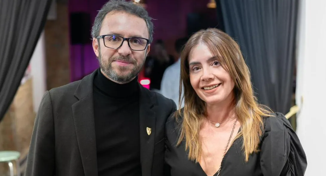Este primer encuentro de Neuro-Universos es el resultado de la búsqueda de Casa Plástica por generar espacios que transforman la narrativa actual.