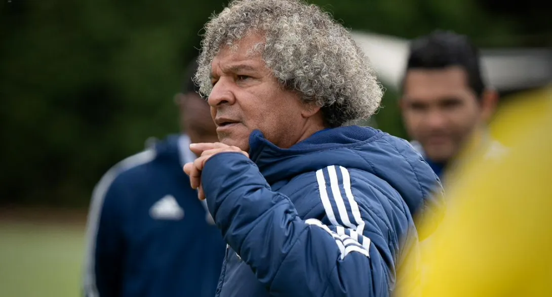 Millonarios hoy: Enrique Camacho y Gustavo Serpa desmienten renuncia del técnico Alberto Gamero tras eliminaciones de 2024.