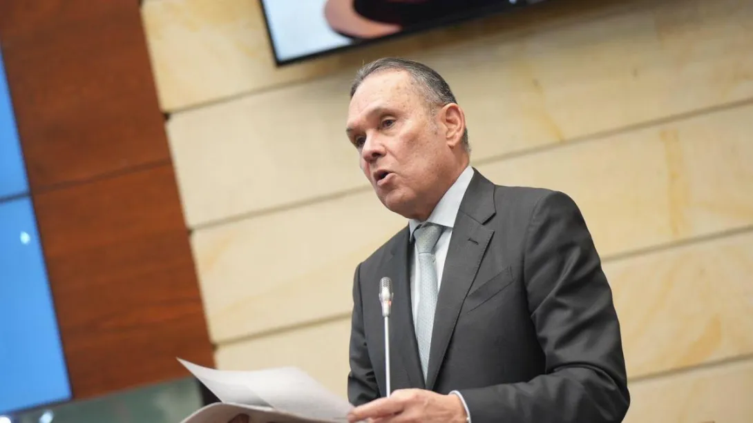 El presidente del Senado también se refirió a la postura adoptada por el Gobierno frente al régimen de Nicolás Maduro.