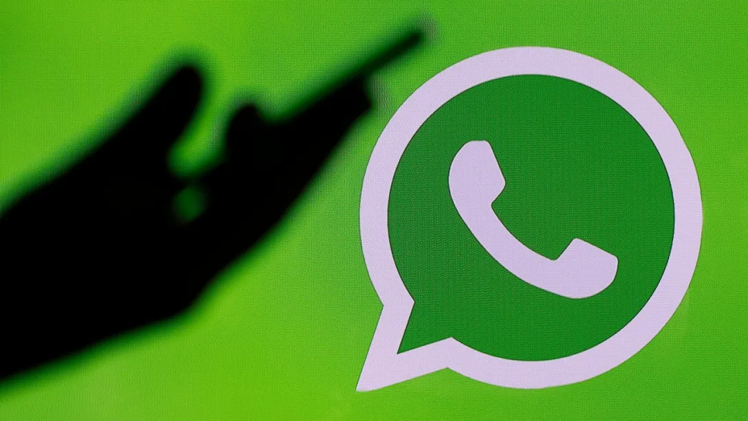 El tercer 'check azul' de WhatsApp podría acabar con uno de los problemas que preocupa entre los usuarios.