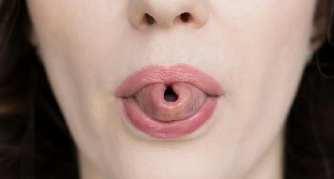 Qué significa que una persona pueda encorvar la lengua, según la psicología | Por qué hay personas que pueden hacer el trébol con la lengua