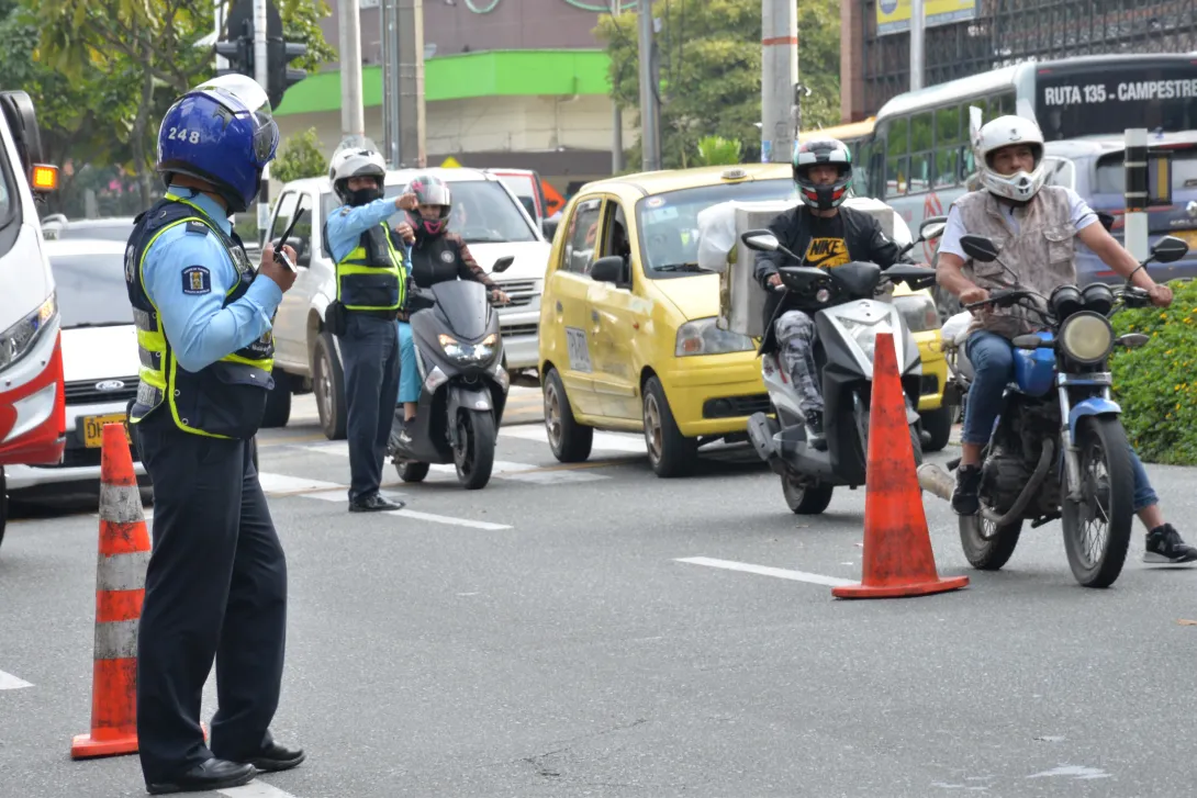 Evite multas conociendo cómo rotará el pico y placa en Medellín.