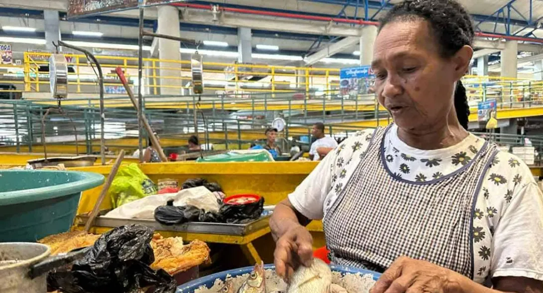 La página web de Shein estipula que los pedidos que cuesten más de 229.900 pesos tendrán envío gratis a Colombia. Si no, este costará 31.900 pesos.