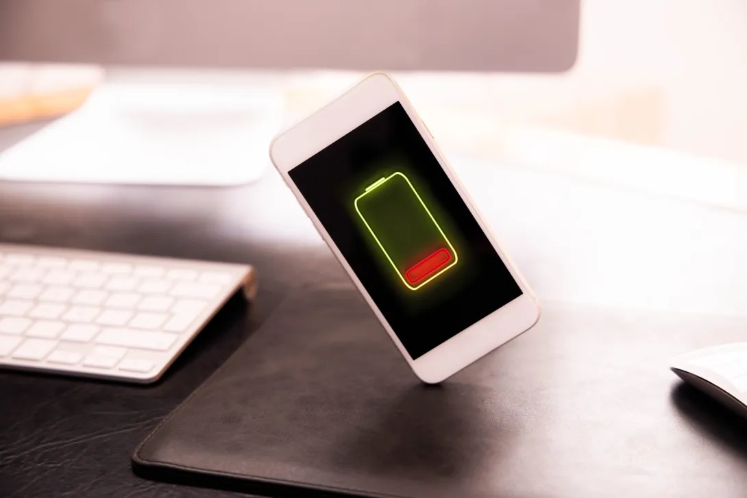 La batería de los dispositivos tecnológicos se desgasta con el tiempo.