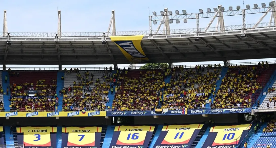 Boleta Colombia vs Paraguay que vale un salario mínimo es de $ 1'527.500 | Dicen cuáles son elementos que tienen de más.