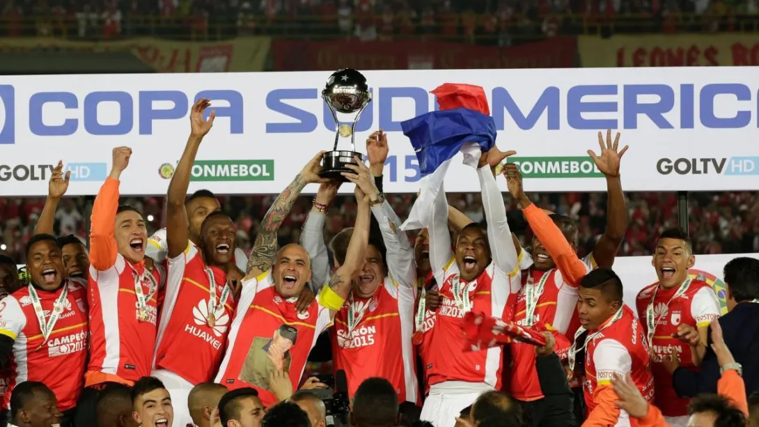 'Crónica de un Campeón Cardenal', este es el libro que desvela secretos del Santa Fe en la Copa Sudamericana 2015