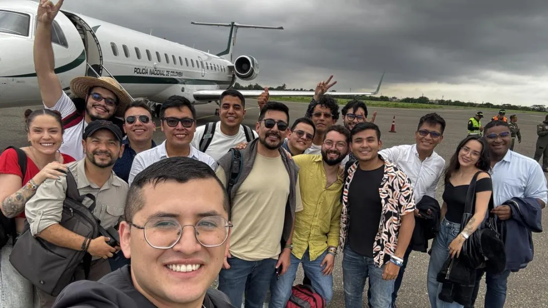 Contraloría pide explicaciones sobre uso de aeronave estatal para trasladar a creadores de contenido al cabildo.