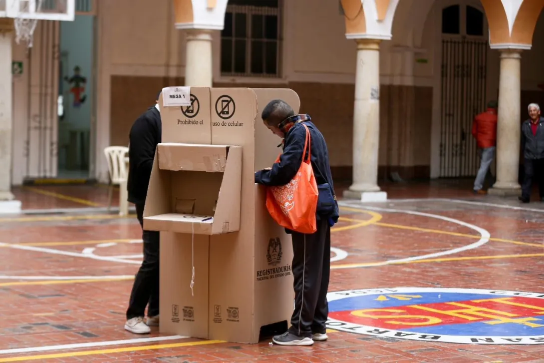 Tensión en el Caribe: Buque de guerra de EE. UU. llega a Trinidad y Tobago, frente a Venezuela Consulta del Pacto Histórico, en la que será elegido el candidato presidencial que representará a este partido en las elecciones de 2026.